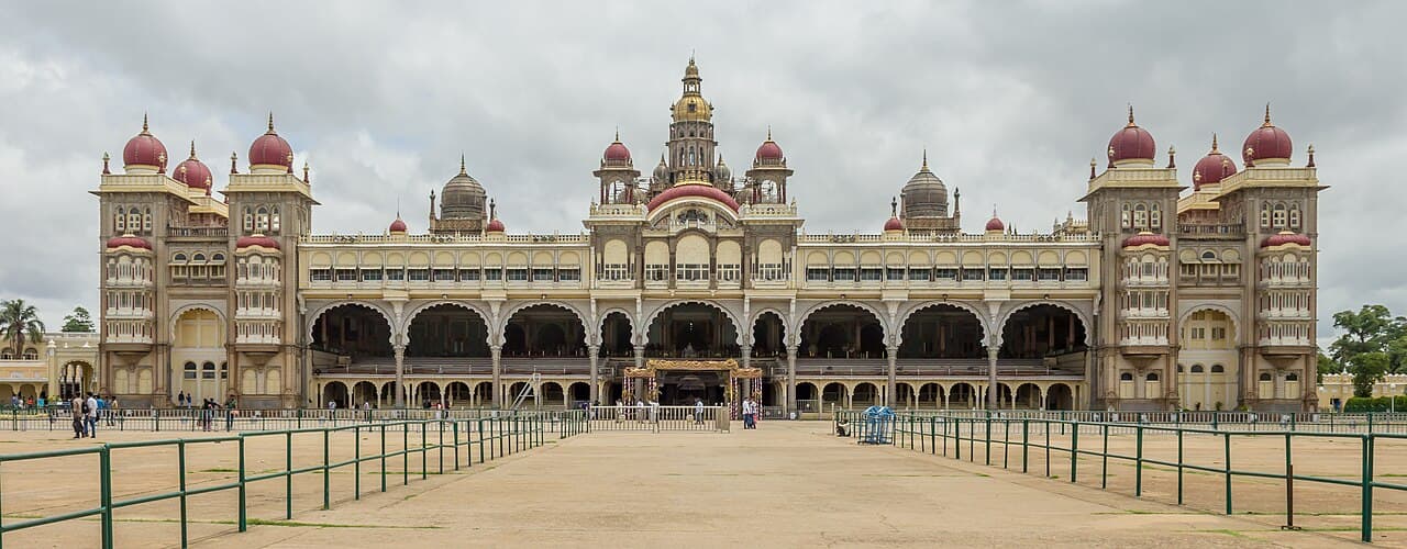 La façade du palais de Mysore